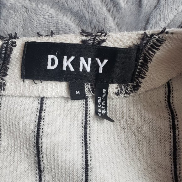 DKNY Sleeveless Striped Blouse Shirt - Picture 2 of 6